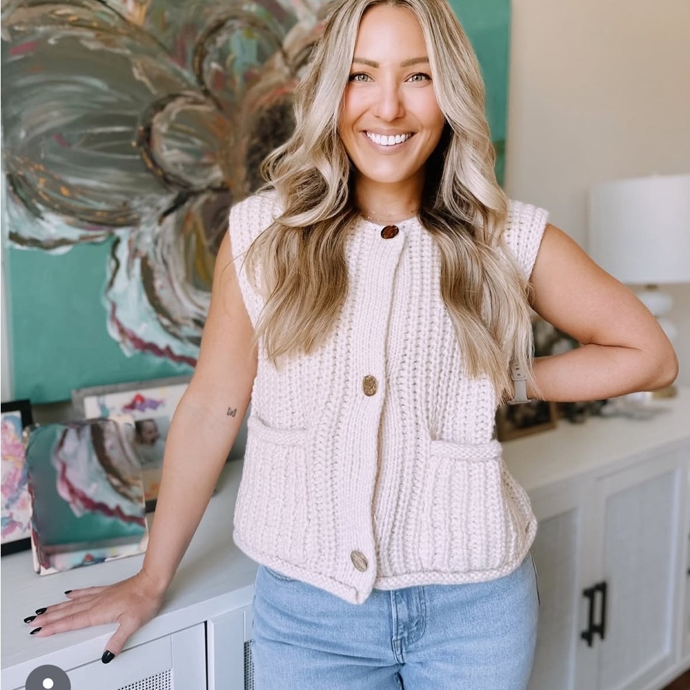 Sweater Vest